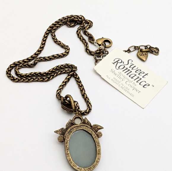 Designer Signed Sweet Romance Brass Tone Long Cameo Pendant Necklace - Picture 6 of 8